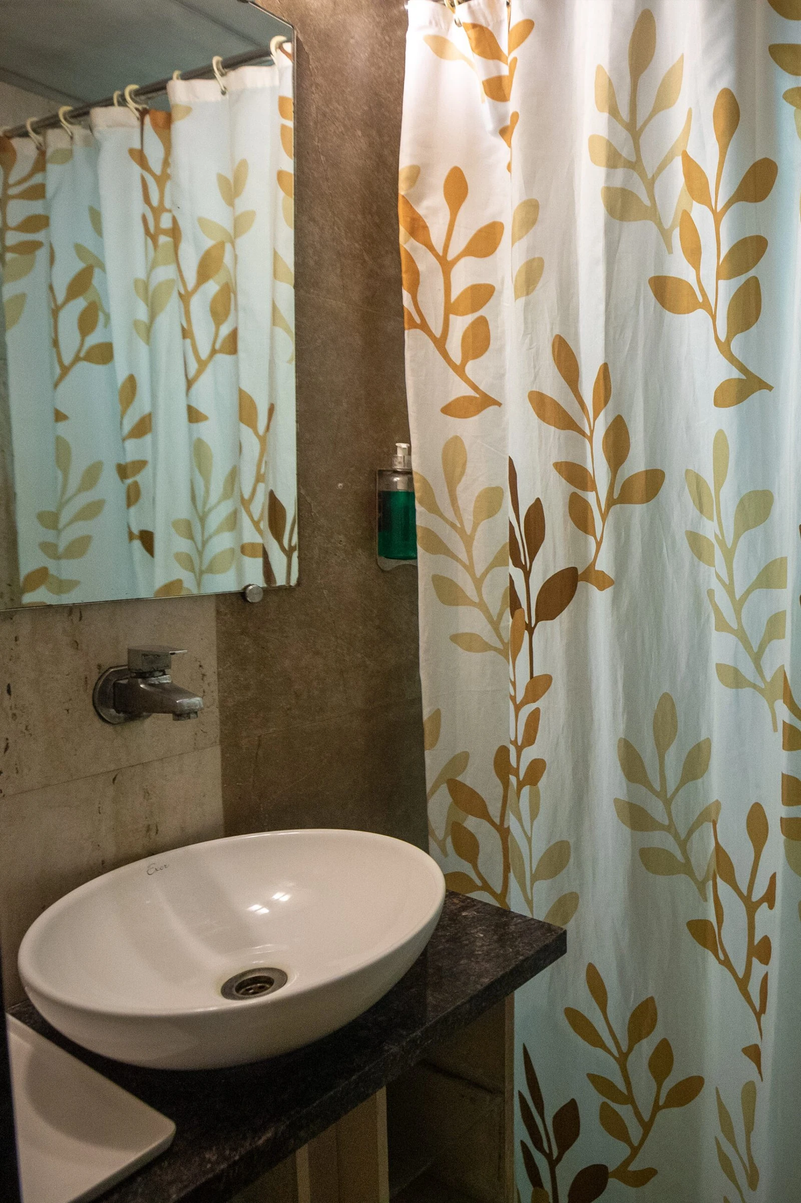Executive Washroom